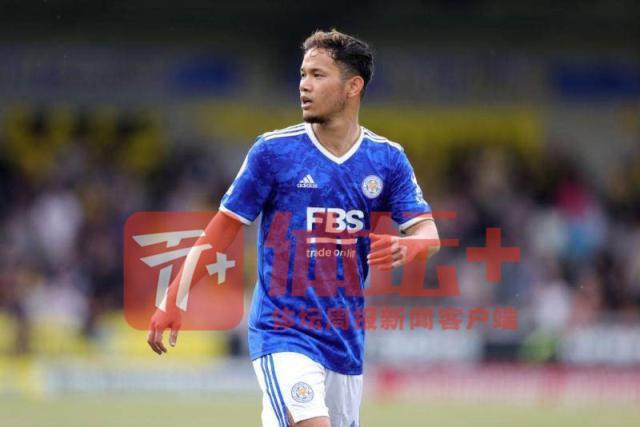 1646615887730045365.jpg 效力于莱切斯特预备队的中场球员塔纳瓦特.jpg